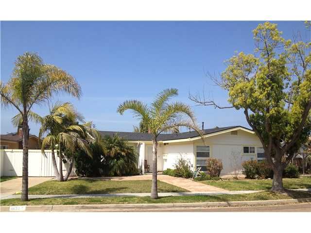 Main Photo: CLAIREMONT House for sale : 3 bedrooms : 4670 El Penon Way in San Diego