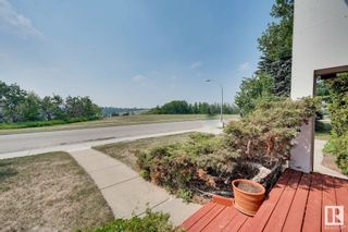 Photo 4: 5127 LANSDOWNE Drive in Edmonton: Zone 15 Attached Home for sale : MLS®# E4346272