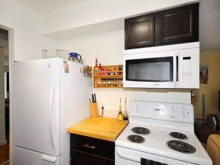 Photo 18: 108 175 E 5TH Street in North Vancouver: Lower Lonsdale Condo for sale in "WELLINGTON MANOR" : MLS®# V1121964