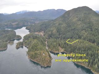 Photo 1: Lot 30 Owen Bay in Sonora Island: Isl Small Islands (Campbell River Area) House for sale (Islands)  : MLS®# 900360