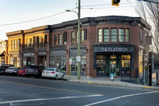 Photo 1: 2539 MONTROSE Avenue in Abbotsford: Central Abbotsford Office for sale : MLS®# C8048874