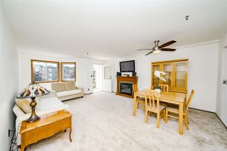 Photo 3: 312 5710 201 Street in Langley: Langley City Condo for sale in "WHITE OAKS" : MLS®# R2387162