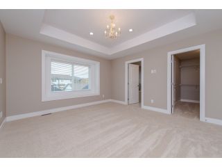 Photo 11: 4328 STEPHEN LEACOCK DRIVE in Abbotsford: Abbotsford East House for sale : MLS®# R2001619