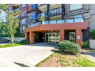 Photo 2: 405 45640 ALMA Avenue in Sardis: Vedder S Watson-Promontory Condo for sale in "Ameera Place" : MLS®# R2285583