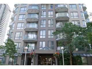 Photo 1: 603 828 AGNES Street in New Westminster: Downtown NW Condo for sale in "WESTMINSTER TOWERS" : MLS®# V930674