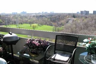 Photo 5: 7 20 Edgecliffe Golfway in Toronto: Condo for sale (E03: TORONTO)  : MLS®# E1837546