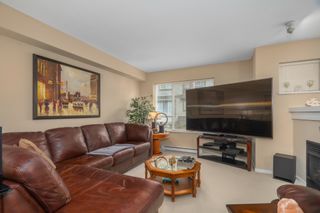 Photo 2: 50 15175 62A Avenue in Surrey: Sullivan Station Townhouse for sale in "Brooklands" : MLS®# R2736912