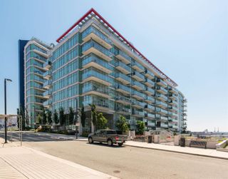 Photo 2: 604 185 VICTORY SHIP Way in North Vancouver: Lower Lonsdale Condo for sale in "CASCADE EAST AT THE PIER" : MLS®# R2602034