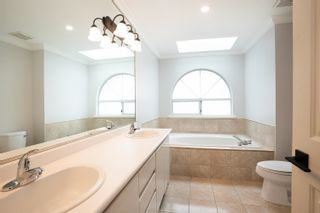 Photo 9: 121 6109 W BOUNDARY DRIVE in Surrey: Panorama Ridge Townhouse for sale : MLS®# R2717265