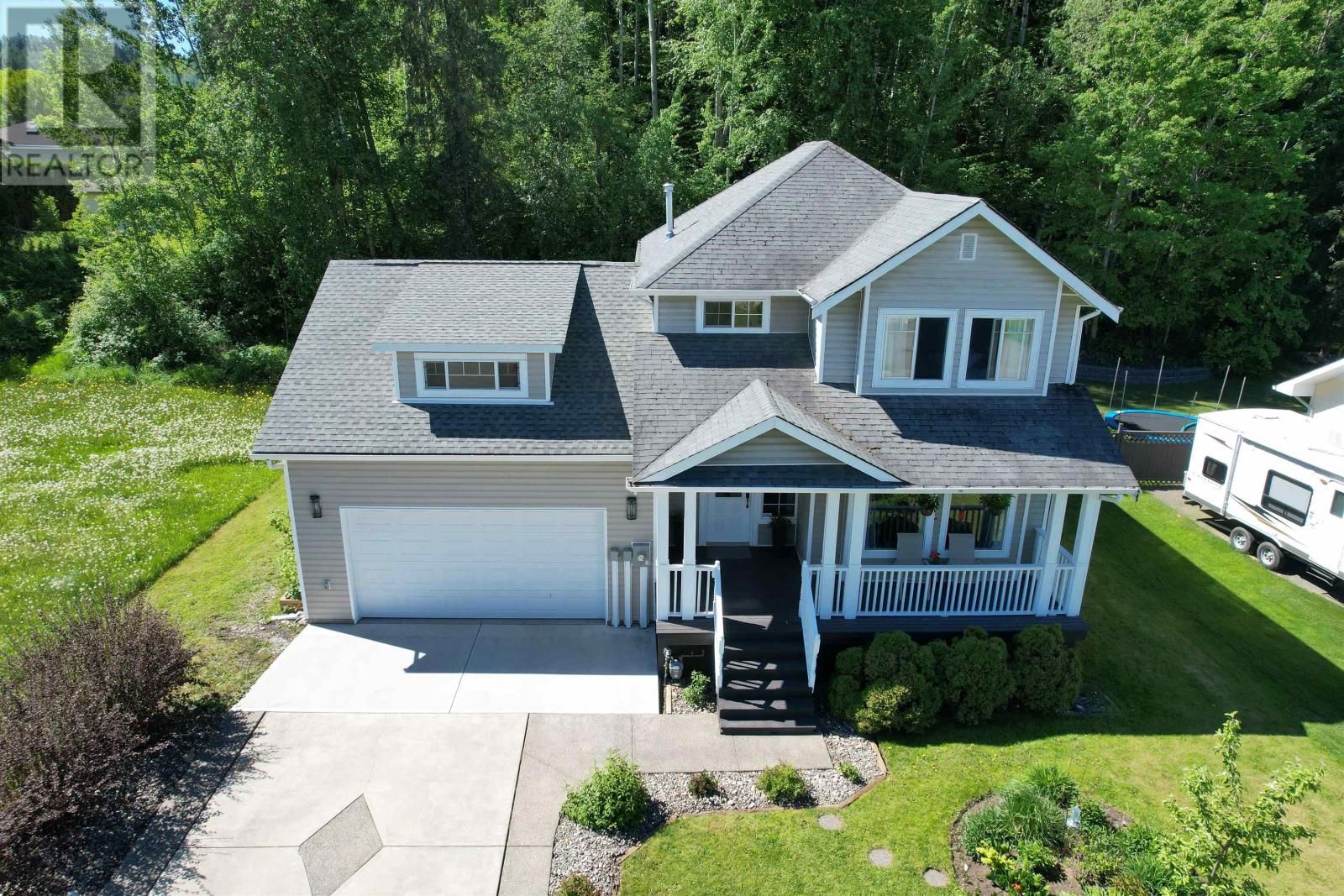 Main Photo: 141 LOWE STREET in Quesnel: House for sale : MLS®# R2774648