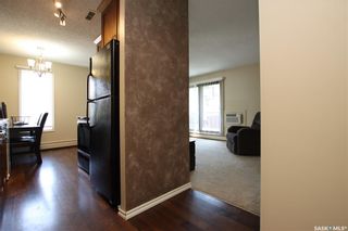 Photo 3: 201 254 Pinehouse Place in Saskatoon: Lawson Heights Residential for sale : MLS®# SK932018
