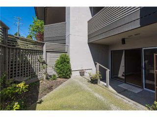 Photo 6: 106 1955 WOODWAY Place in Burnaby: Brentwood Park Condo for sale in "DOUGLAS VIEW" (Burnaby North)  : MLS®# V1117607