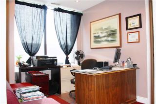 Photo 2: 5 7875 Tranmere Drive in Mississauga: Northeast Property for sale : MLS®# W3904397