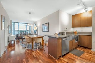 Photo 1: 206 251 E 7TH Avenue in Vancouver: Mount Pleasant VE Condo for sale in "District" (Vancouver East)  : MLS®# R2443940