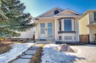 Photo 1: 159 HIDDEN GR NW in Calgary: Hidden Valley House for sale : MLS®# C4293716