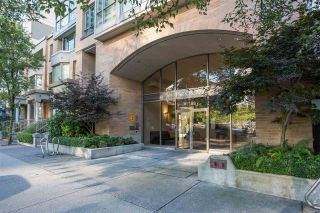 Photo 1: 1710 1188 RICHARDS Street in Vancouver: Yaletown Condo for sale (Vancouver West)  : MLS®# R2498878