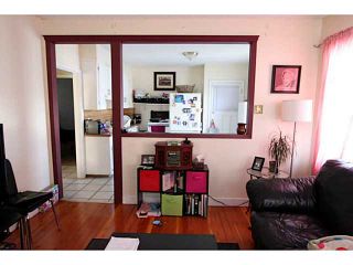 Photo 7: 140 27 Avenue NE in CALGARY: Tuxedo Residential Detached Single Family for sale (Calgary)  : MLS®# C3603482