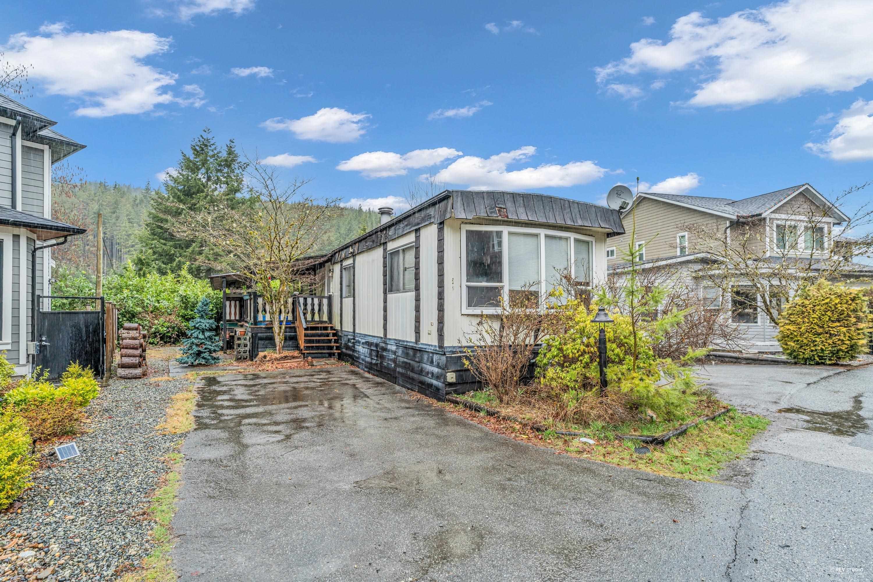 Main Photo: 43 3295 SUNNYSIDE Road: Anmore Manufactured Home for sale in "Countryside Village" (Port Moody)  : MLS®# R2847681