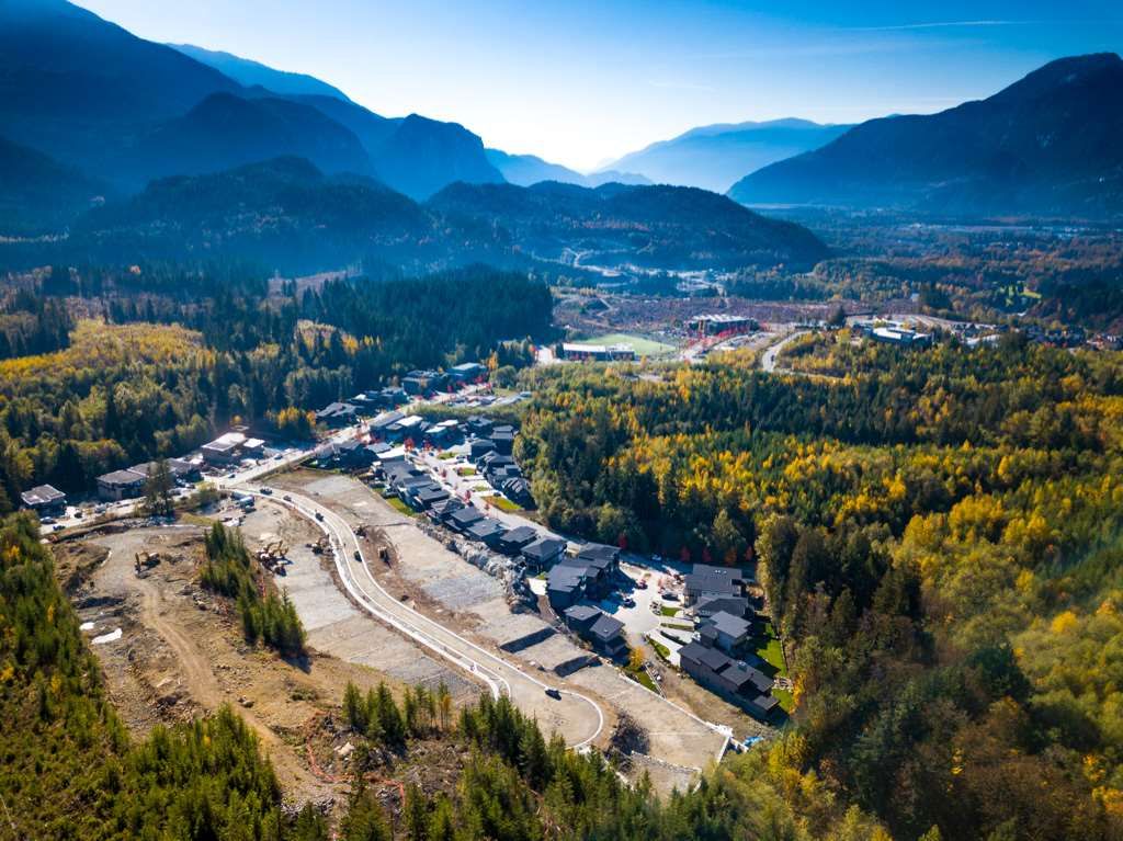 Main Photo: SL 10 LEGACY Ridge in Squamish: University Highlands Land for sale in "LEGACY RIDGE" : MLS®# R2490170