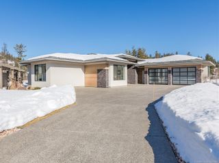 Photo 1: 34 Whitetail Place, in Vernon: House for sale : MLS®# 10200180