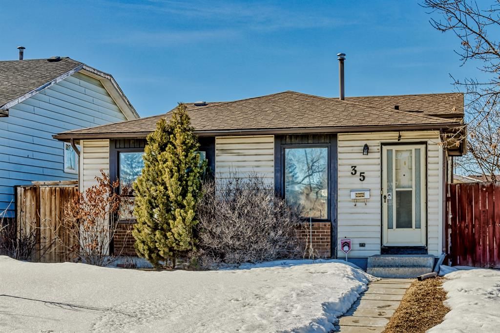 Main Photo: 35 Whitehaven Road NE in Calgary: Whitehorn Detached for sale : MLS®# A2034251