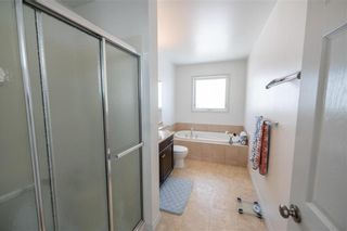 Photo 24: 23 Copperfield Bay in Winnipeg: Bridgwater Forest Residential for sale (1R)  : MLS®# 202102442