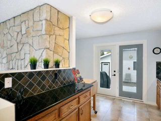 Photo 5: 637 AGATE Crescent SE in CALGARY: Acadia Residential Detached Single Family for sale (Calgary)  : MLS®# C3542328