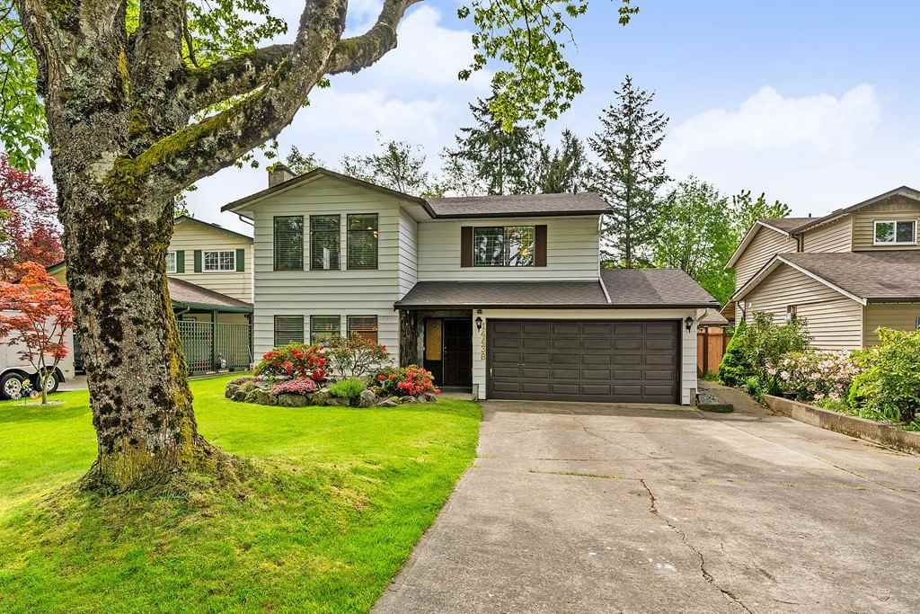 Main Photo: 14438 85A Avenue in Surrey: Bear Creek Green Timbers House for sale in "Bear Creek/GreenTimbers" : MLS®# R2365703