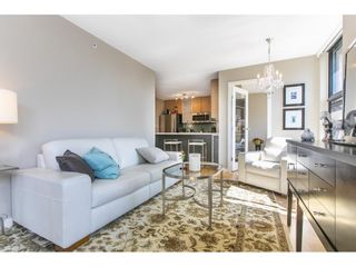 Photo 3: 1301 928 HOMER Street in Vancouver: Yaletown Condo for sale in "Yaletown Park 1" (Vancouver West)  : MLS®# R2605700