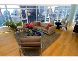 Photo 2: 2003 1233 W CORDOVA Street in Vancouver: Coal Harbour Condo for sale (Vancouver West)  : MLS®# V727596