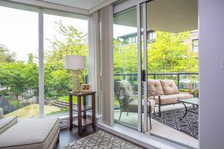 Photo 18: 113 1483 W 7TH Avenue in Vancouver: Fairview VW Condo for sale in "Verona of Portico" (Vancouver West)  : MLS®# R2458283
