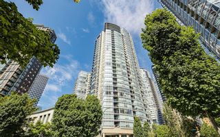 Photo 10: 1706 1495 RICHARDS Street in Vancouver: Yaletown Condo for sale in "Azura II" (Vancouver West)  : MLS®# R2743351