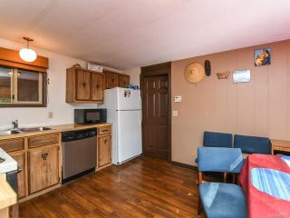 Photo 6: 490 Upland Ave in COURTENAY: CV Courtenay East Manufactured Home for sale (Comox Valley)  : MLS®# 837379