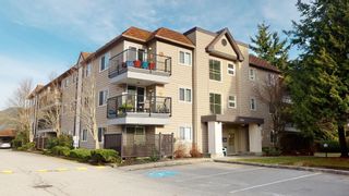 Photo 1: D109 40160 WILLOW Crescent in Squamish: Garibaldi Estates Condo for sale in "Diamondhead Place" : MLS®# R2637334