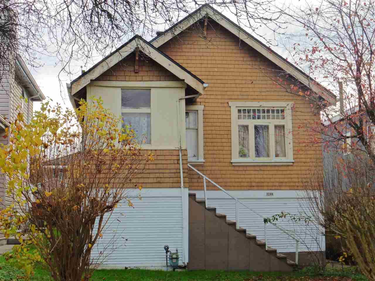 Main Photo: 3246 NAPIER Street in Vancouver: Renfrew VE House for sale (Vancouver East)  : MLS®# R2123475