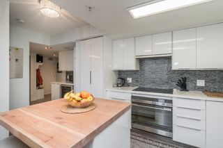 Photo 12: 2508 788 HAMILTON Street in Vancouver: Downtown VW Condo for sale (Vancouver West)  : MLS®# R2847638