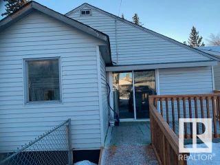 Photo 3: 4715 51 Street: Rural Lac Ste. Anne County House for sale : MLS®# E4299409
