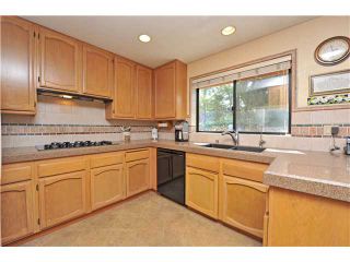 Photo 5: SOUTH ESCONDIDO House for sale : 3 bedrooms : 2836 Cantegra Glen in Escondido