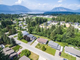 Photo 6: 3411 Southeast 7 Avenue in Salmon Arm: Little Mountain House for sale : MLS®# 10185360