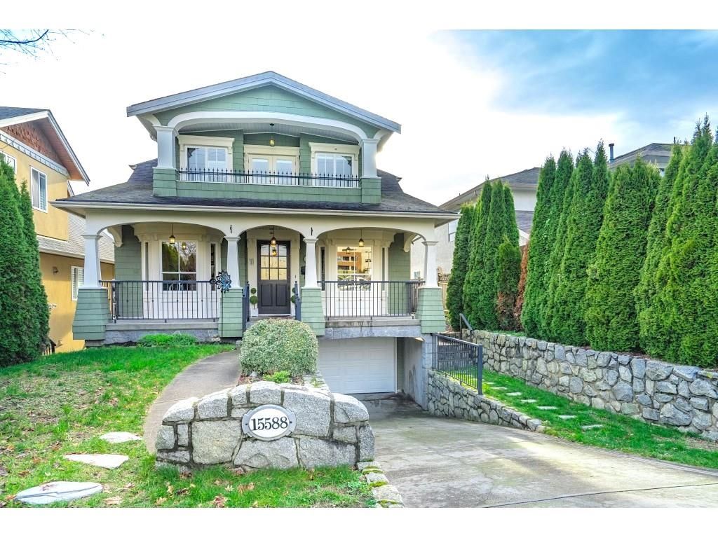 Main Photo: 15588 RUSSELL Avenue: White Rock House for sale (South Surrey White Rock)  : MLS®# R2639148