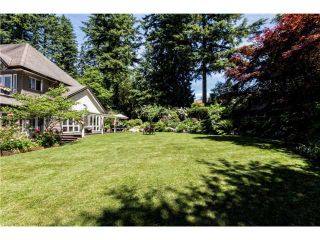 Photo 16: 1945 TOMPKINS Crescent in North Vancouver: Blueridge NV House for sale in "BLUERIDGE" : MLS®# V1127922
