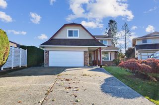 Photo 1: 23003 APPLE Grove in Maple Ridge: East Central House for sale in "BLOSSOM PARK" : MLS®# R2738611