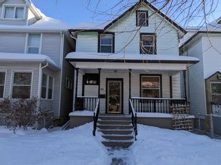 Photo 1: 527 Stiles Street in Winnipeg: Wolseley Residential for sale (5B)  : MLS®# 202125532