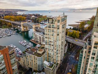 Photo 3: 1001 1000 BEACH Avenue in Vancouver: Yaletown Condo for sale (Vancouver West)  : MLS®# R2642092
