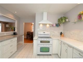 Photo 6: 8 FALCON Bay in Regina: Whitmore Park Single Family Dwelling for sale (Regina Area 05)  : MLS®# 524382