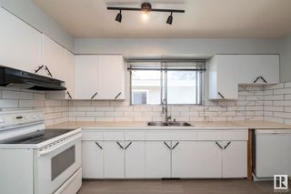 Photo 9: 4730 105 Street in Edmonton: Zone 15 House Half Duplex for sale : MLS®# E4338977