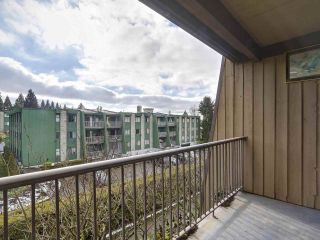 Photo 5: 318 9101 HORNE Street in Burnaby: Government Road Condo for sale in "Woodstone Place" (Burnaby North)  : MLS®# R2239730