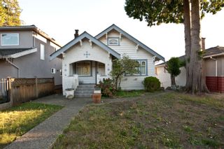 Main Photo: 3096 E 8TH Avenue in Vancouver: Renfrew VE House for sale (Vancouver East)  : MLS®# R2725300