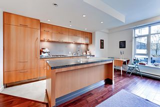 Photo 7: 110 6093 IONA Drive in Vancouver: University VW Condo for sale (Vancouver West)  : MLS®# R2152171