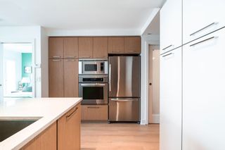Photo 6: 230 2008 PINE Street in Vancouver: False Creek Condo for sale in "Mantra" (Vancouver West)  : MLS®# R2881170
